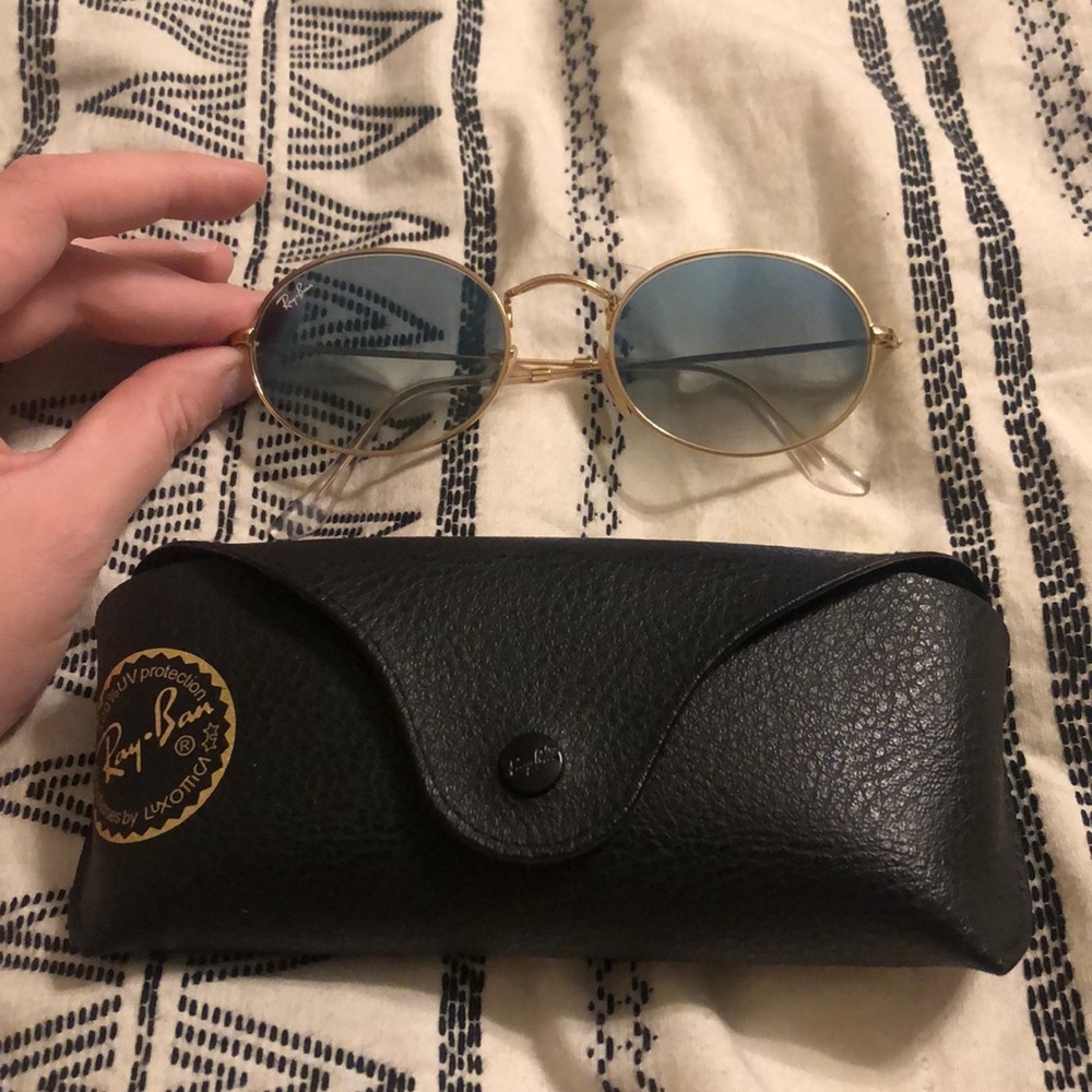 Oval RayBan glasses